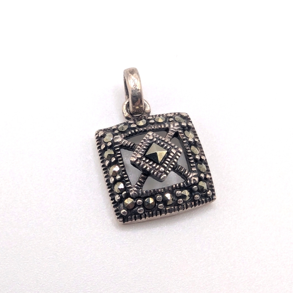 Vintage early 20th century silver pendant - Picture 1 of 7